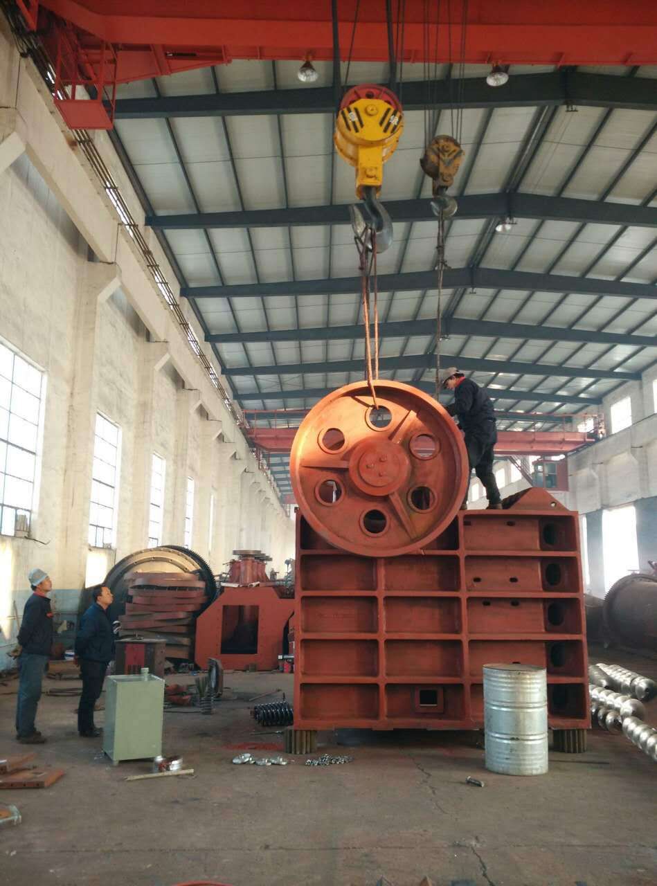 顎式破碎機如何拆卸？耐磨件的壽命以及更換方法？